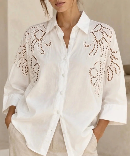 Camisa blanca calada